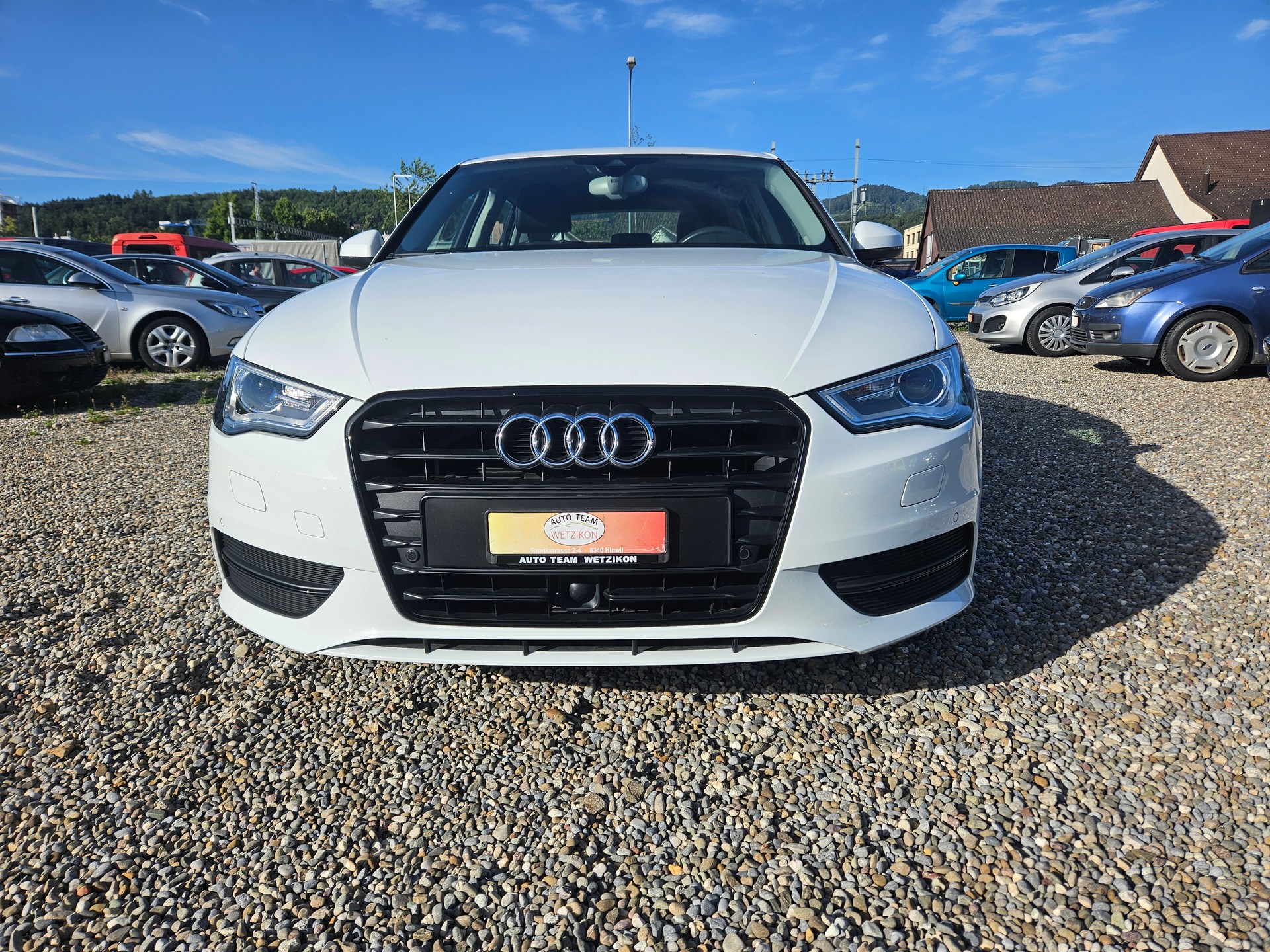 AUDI A3 Sportback 1.4 TFSI Ambition S-tronic-image-12