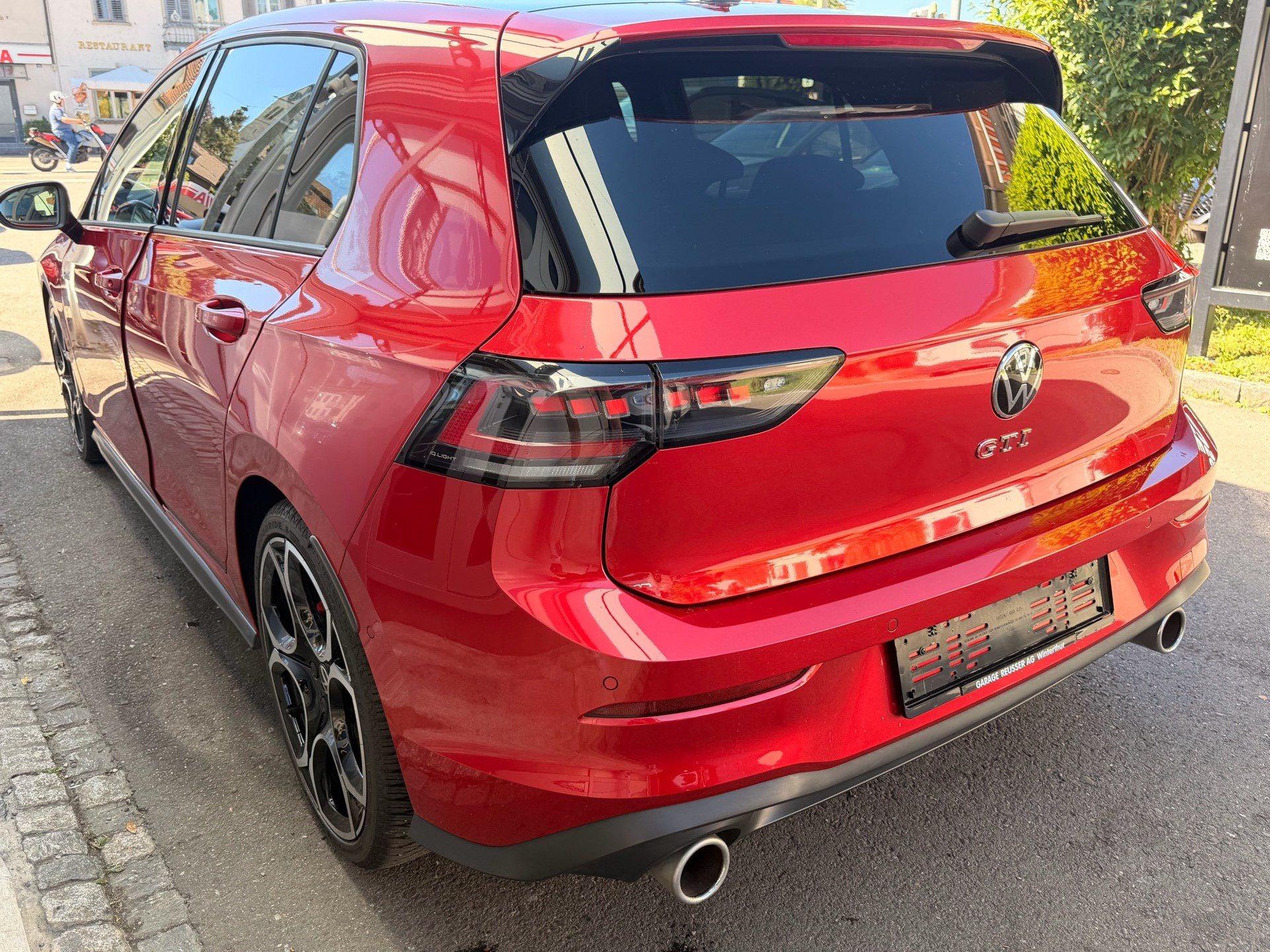 VW Golf GTI 2.0 TSI DSG FACELIFT *** PANORAMAGLASDACH & DCC FAHRWERK ***-image-5