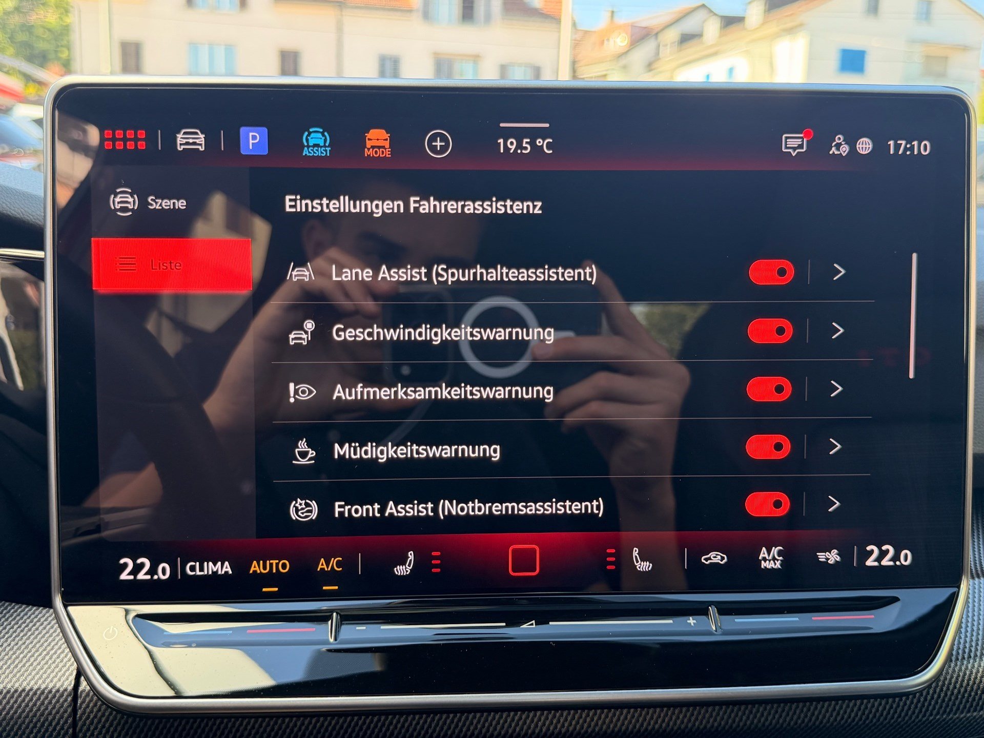 VW Golf GTI 2.0 TSI DSG FACELIFT *** PANORAMAGLASDACH & DCC FAHRWERK ***-image-17