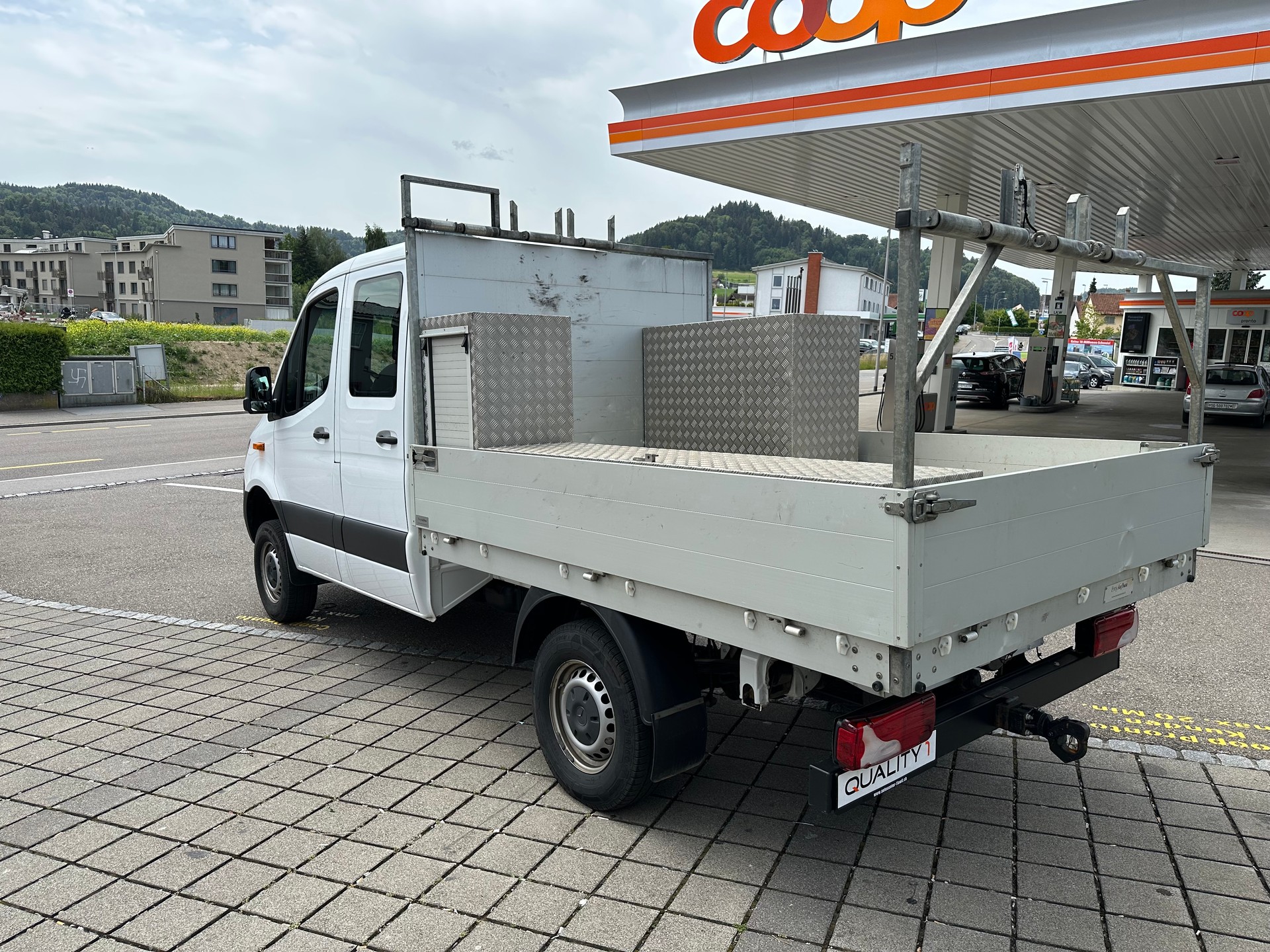 MERCEDES-BENZ Sprinter 319 CDI Standard 9G-TRONIC 4x4-image-3