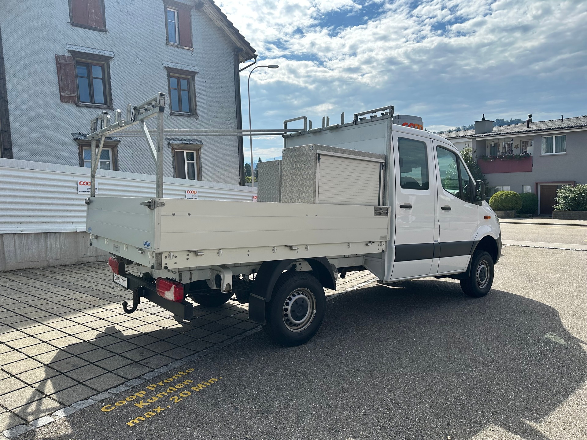 MERCEDES-BENZ Sprinter 319 CDI Standard 9G-TRONIC 4x4-image-2