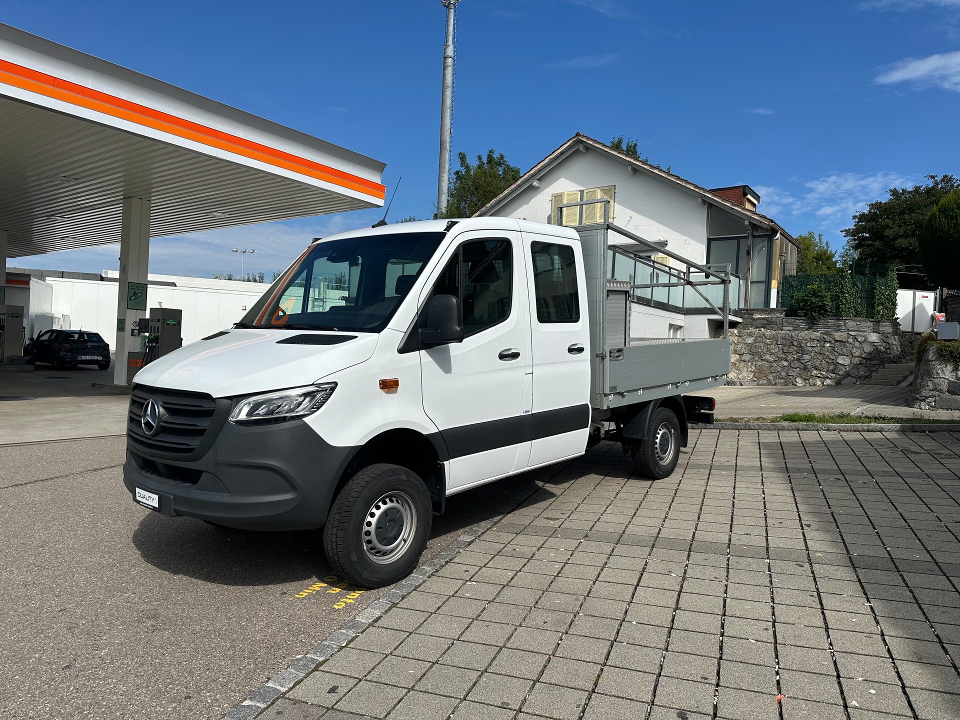MERCEDES-BENZ Sprinter 319 CDI Standard 9G-TRONIC 4x4