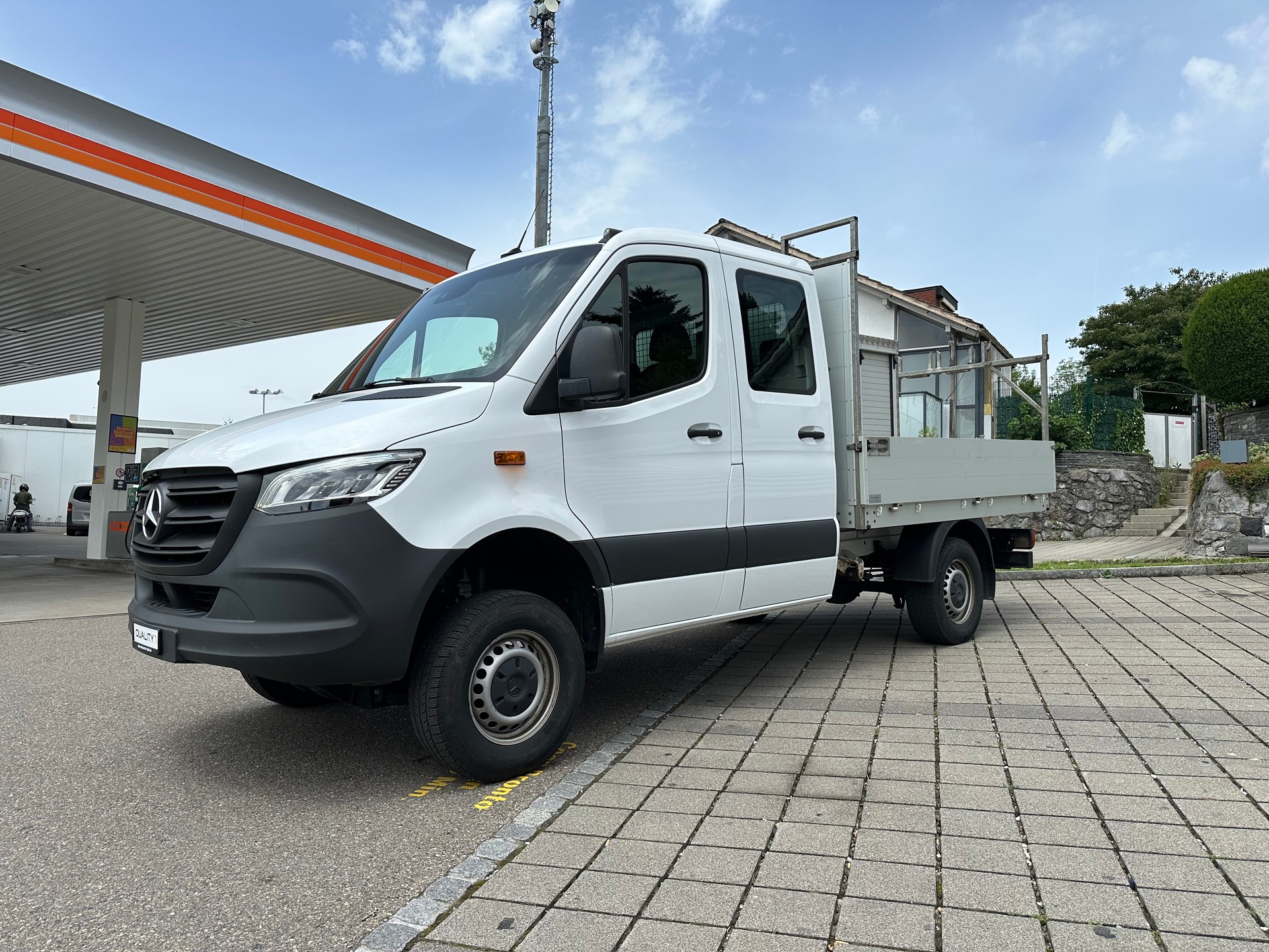 MERCEDES-BENZ Sprinter 319 CDI Standard 9G-TRONIC 4x4-image-0