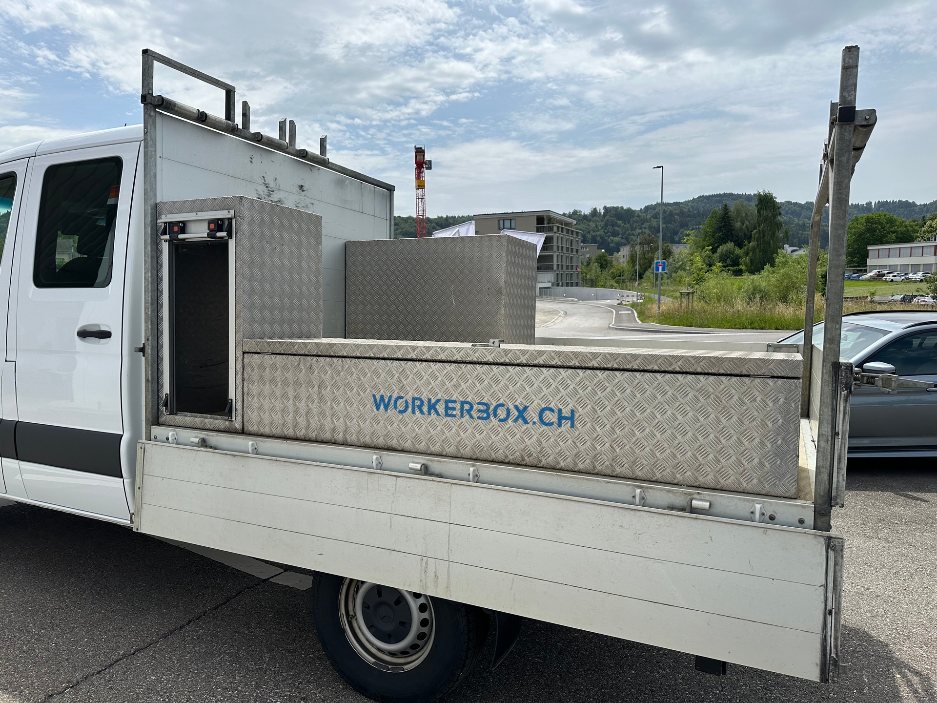 MERCEDES-BENZ Sprinter 319 CDI Standard 9G-TRONIC 4x4-image-4