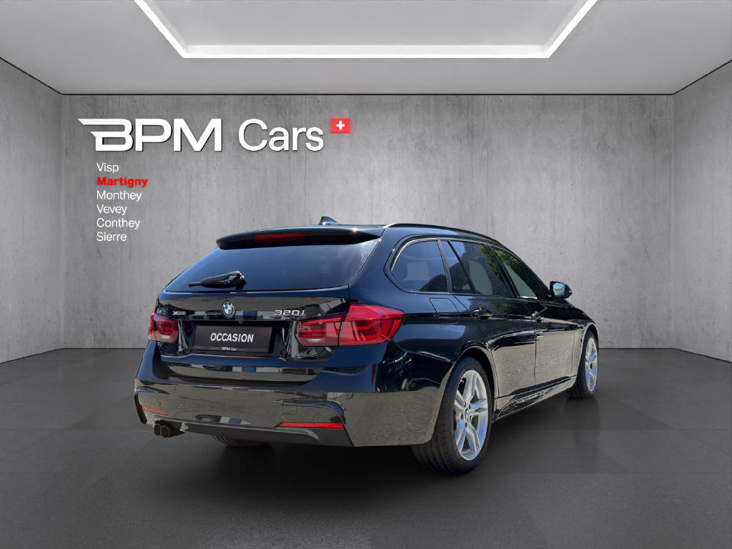 BMW 320i Essential Ed. xDrive SAG Tourin-image-3