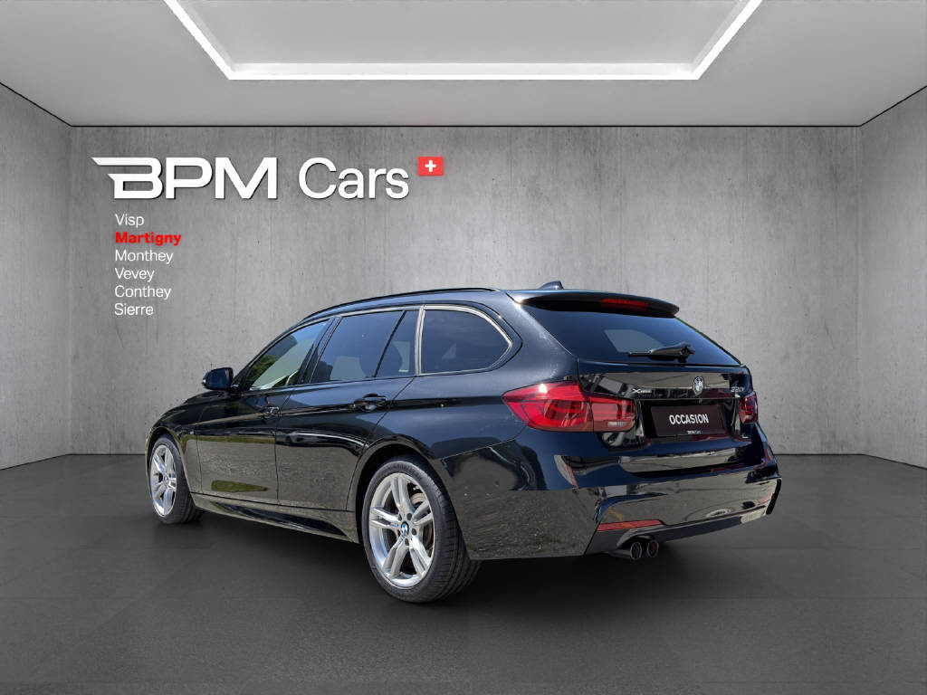 BMW 320i Essential Ed. xDrive SAG Tourin-image-1