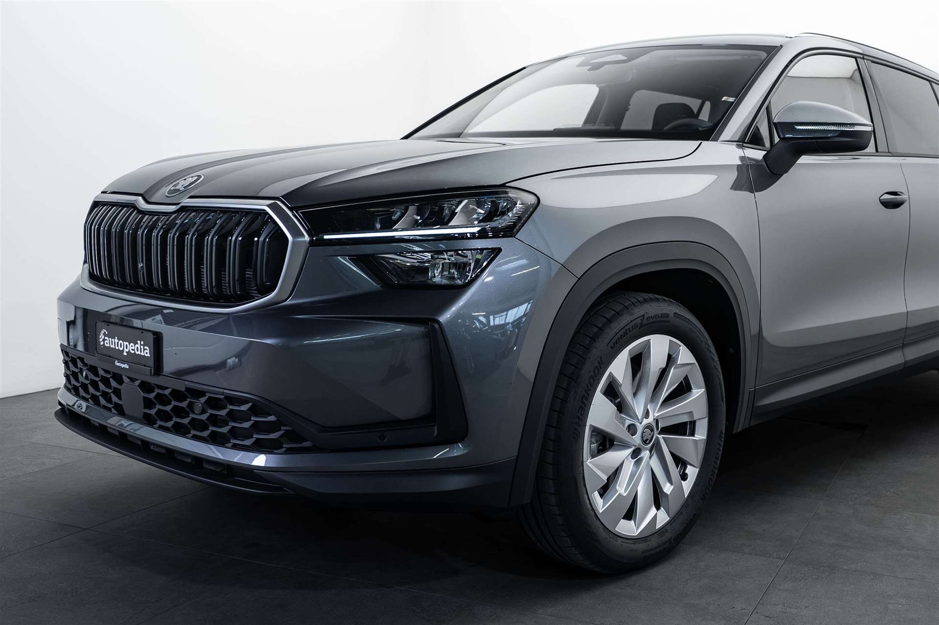 SKODA Kodiaq 2.0 TDI Selection DSG 4x4 7-Plätzer-showroom-element-1