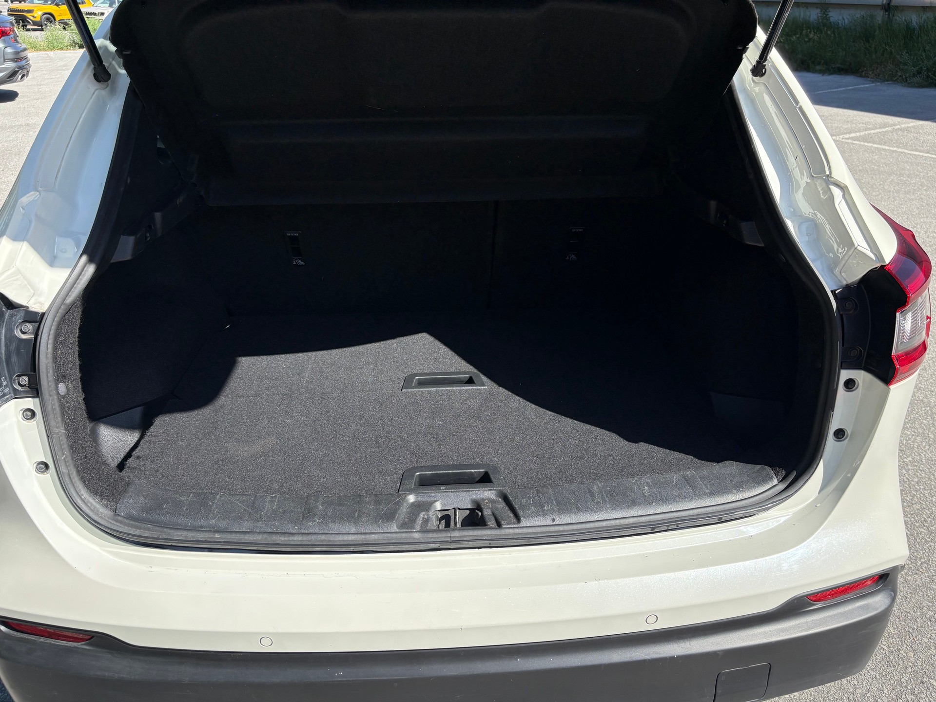 NISSAN Qashqai 1.7 dCi tekna+ Xtronic ALL-MODE 4x4-image-10