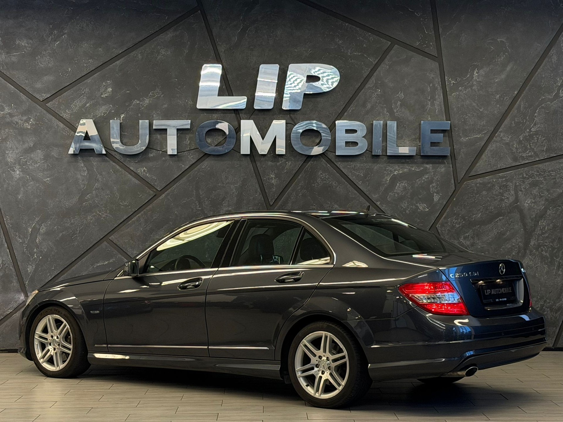 MERCEDES-BENZ C 250 CDI BlueEff. Avantgarde 4Matic 7G-Tronic-image-7