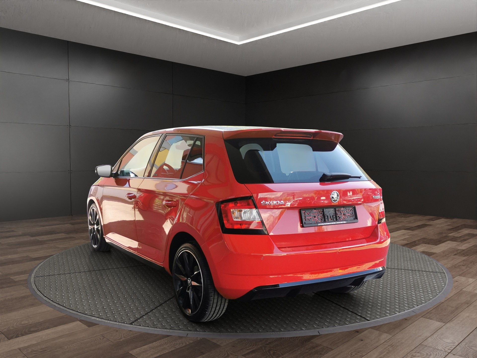 SKODA Fabia 1.2 TSI Monte Carlo-image-6