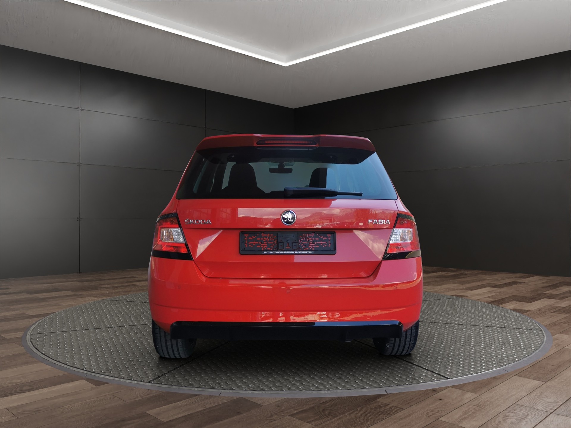 SKODA Fabia 1.2 TSI Monte Carlo-image-7