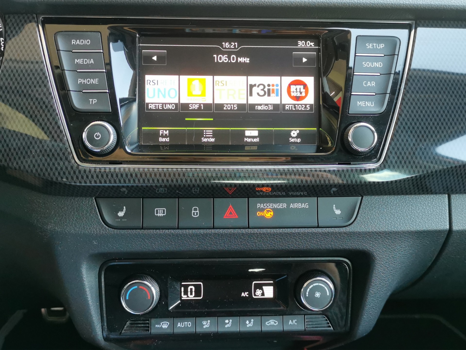 SKODA Fabia 1.2 TSI Monte Carlo-image-19