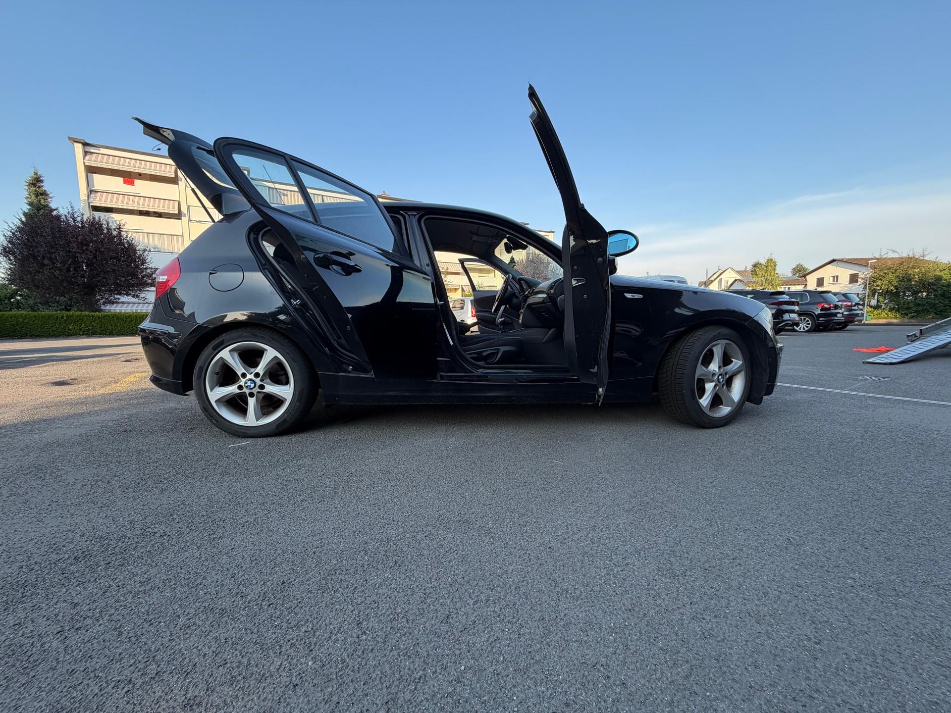 BMW 116i-image-6