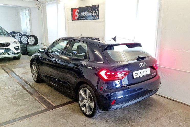 AUDI A1 Sportback 30 TFSI S Line Attraction S-tronic-image-2