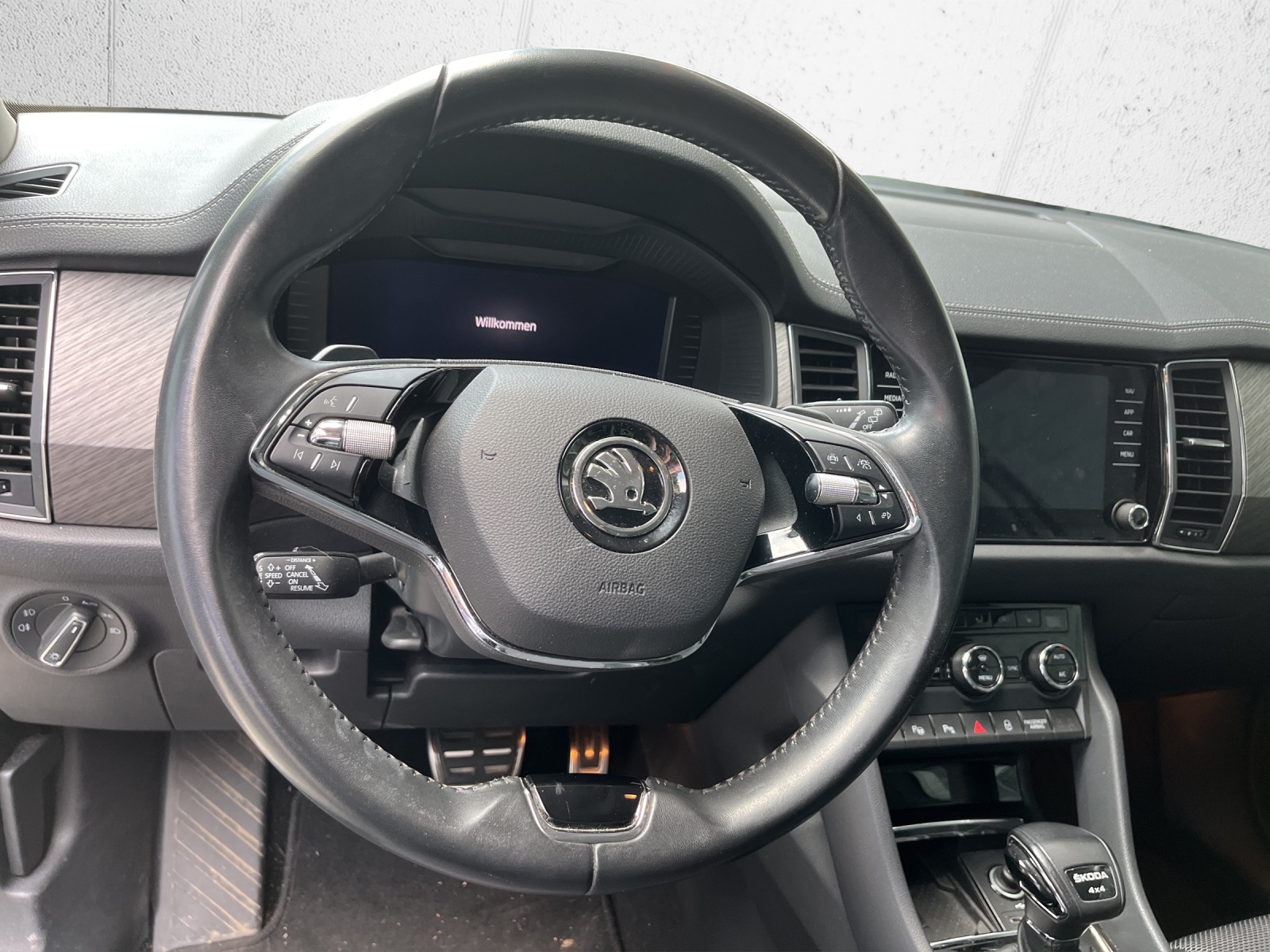SKODA Kodiaq 2.0 TSI 4x4 Style-image-11
