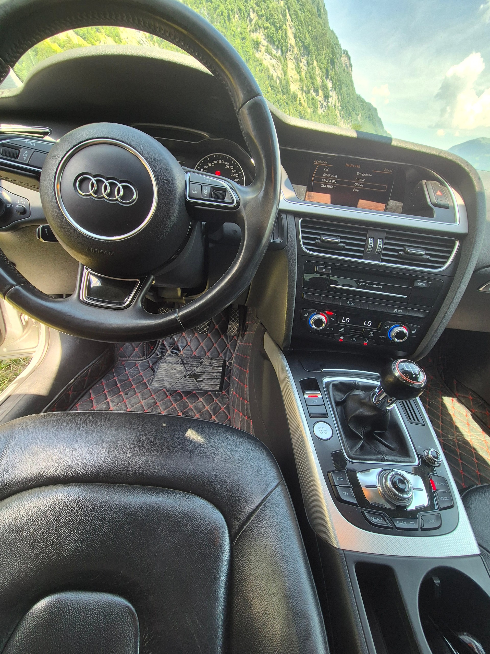 AUDI 2.0 TFSI 211 quattro-image-1