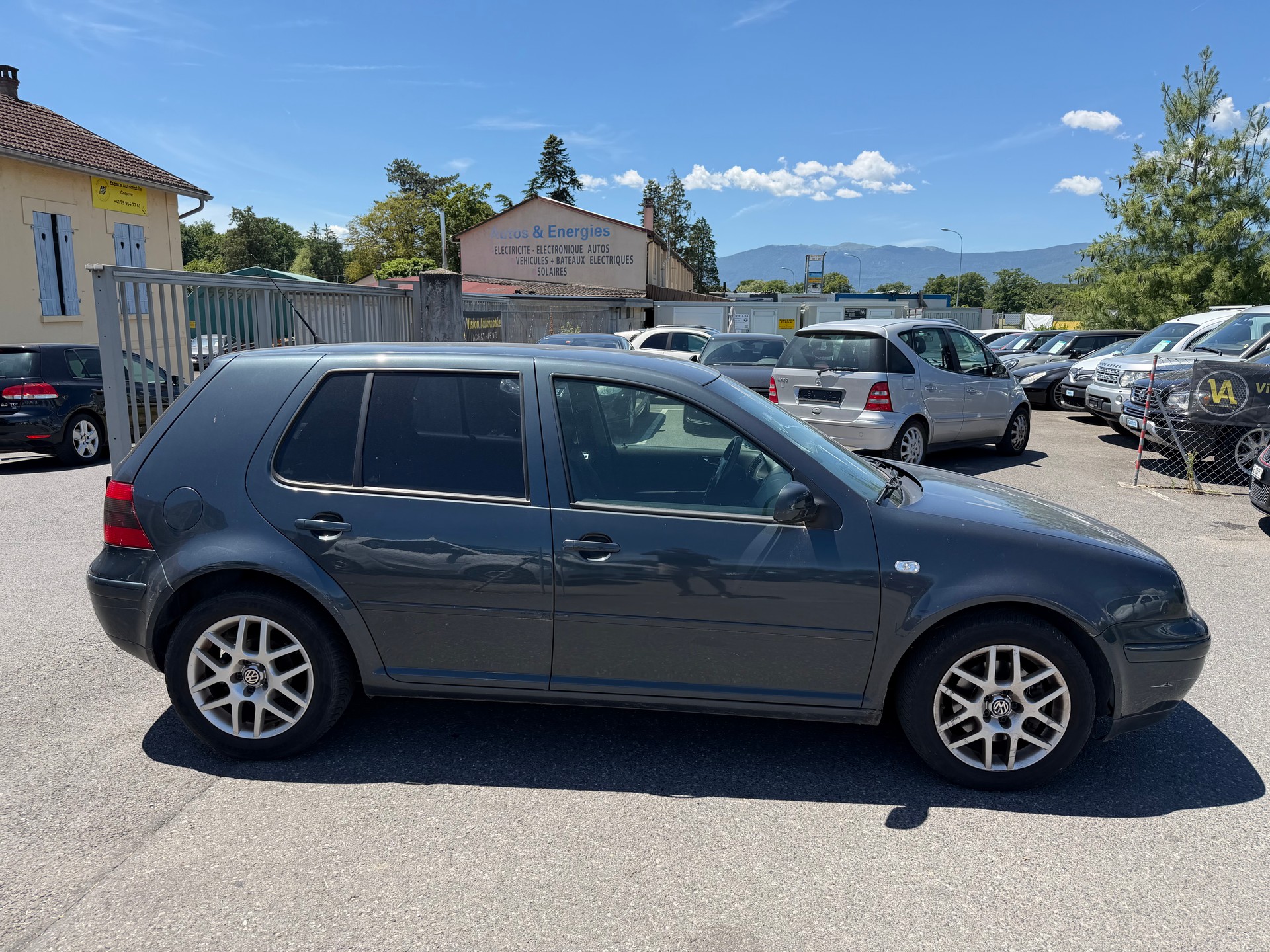 VW Golf 1.9 TDI PD Highline-image-1