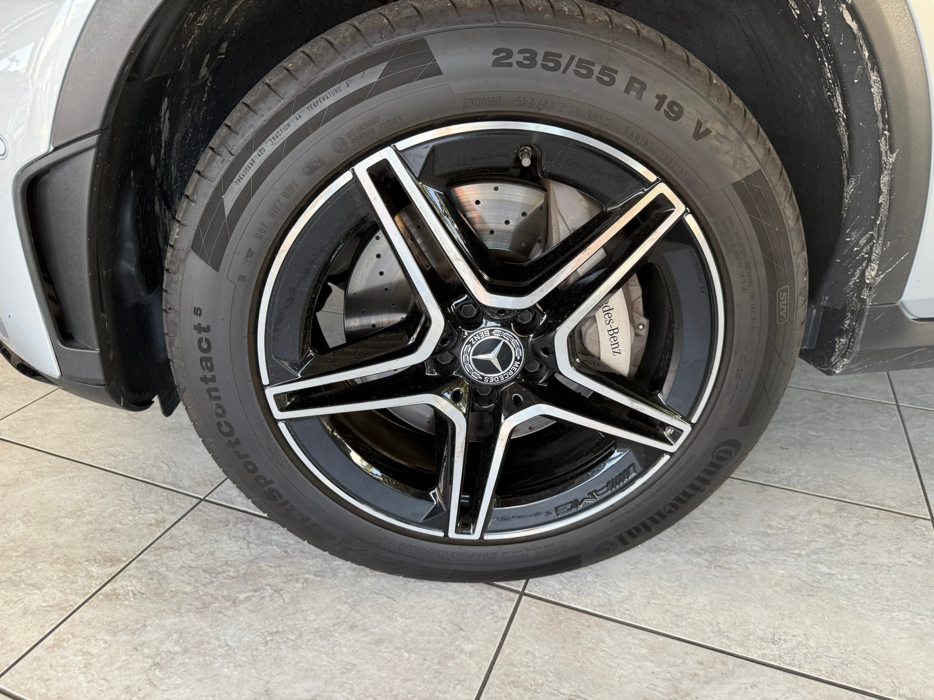 MERCEDES-BENZ GLC 300 de AMG Line 4Matic 9G-Tronic, 8-fach bereift-image-30
