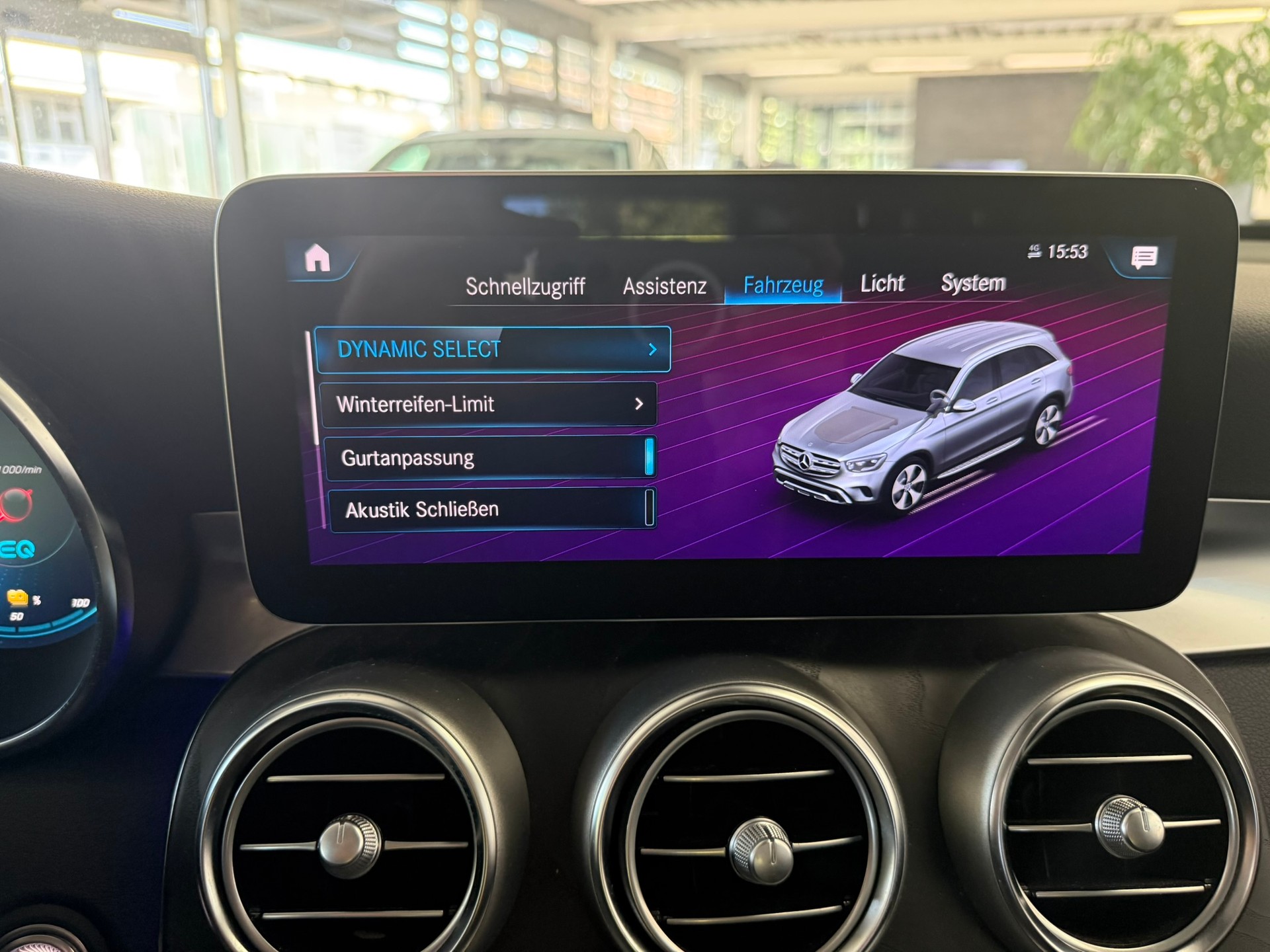 MERCEDES-BENZ GLC 300 de AMG Line 4Matic 9G-Tronic, 8-fach bereift-image-25
