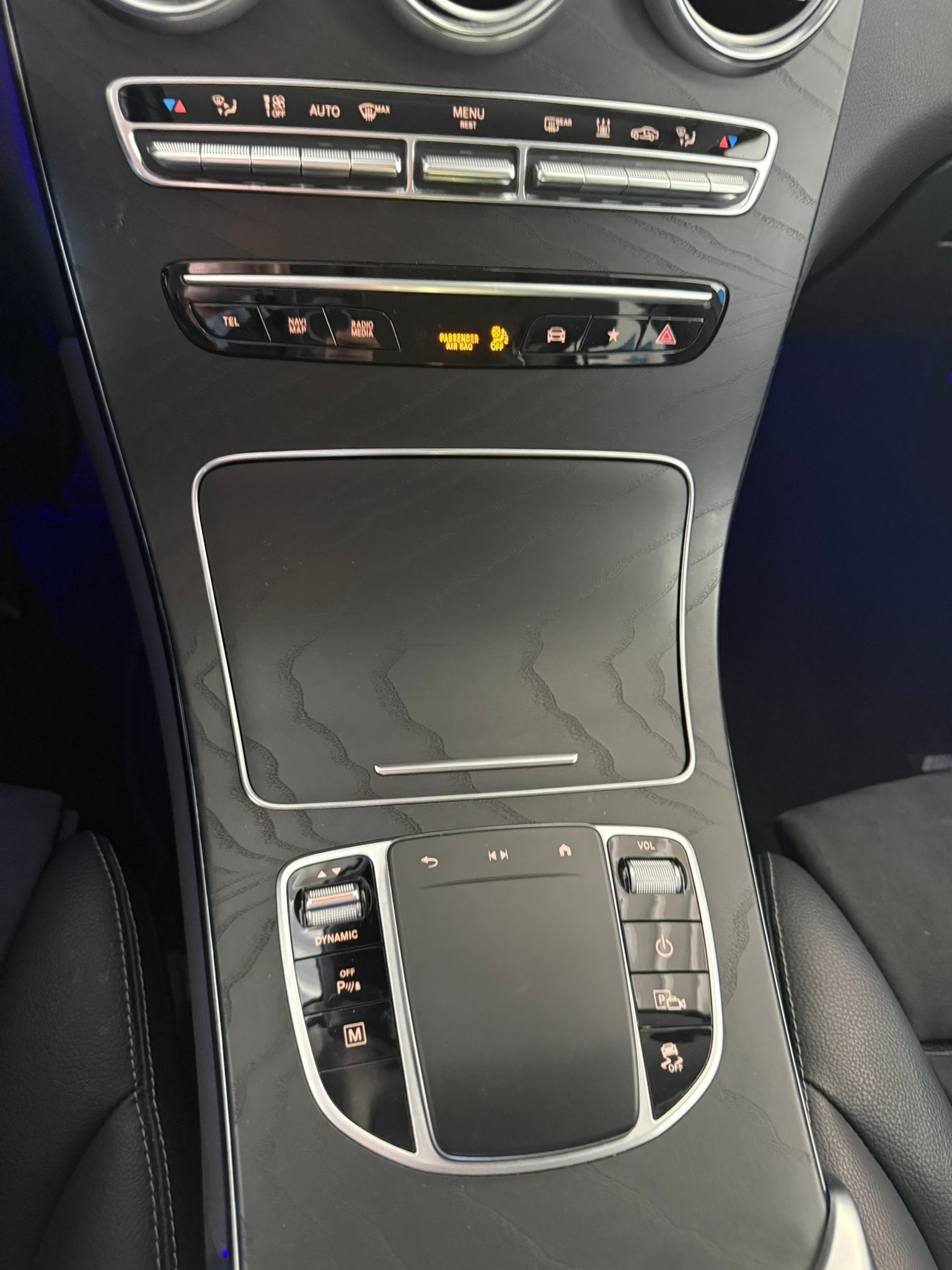 MERCEDES-BENZ GLC 300 de AMG Line 4Matic 9G-Tronic, 8-fach bereift-image-18
