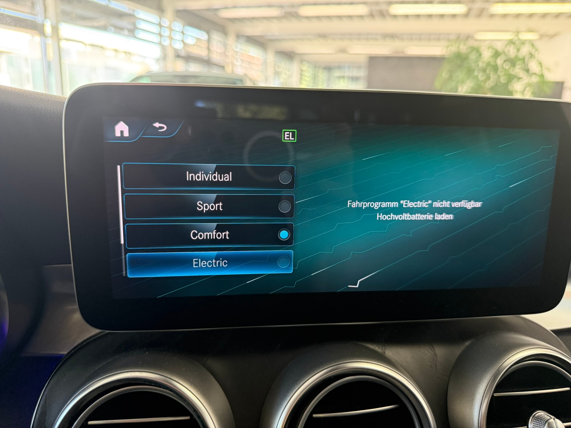 MERCEDES-BENZ GLC 300 de AMG Line 4Matic 9G-Tronic, 8-fach bereift-image-20