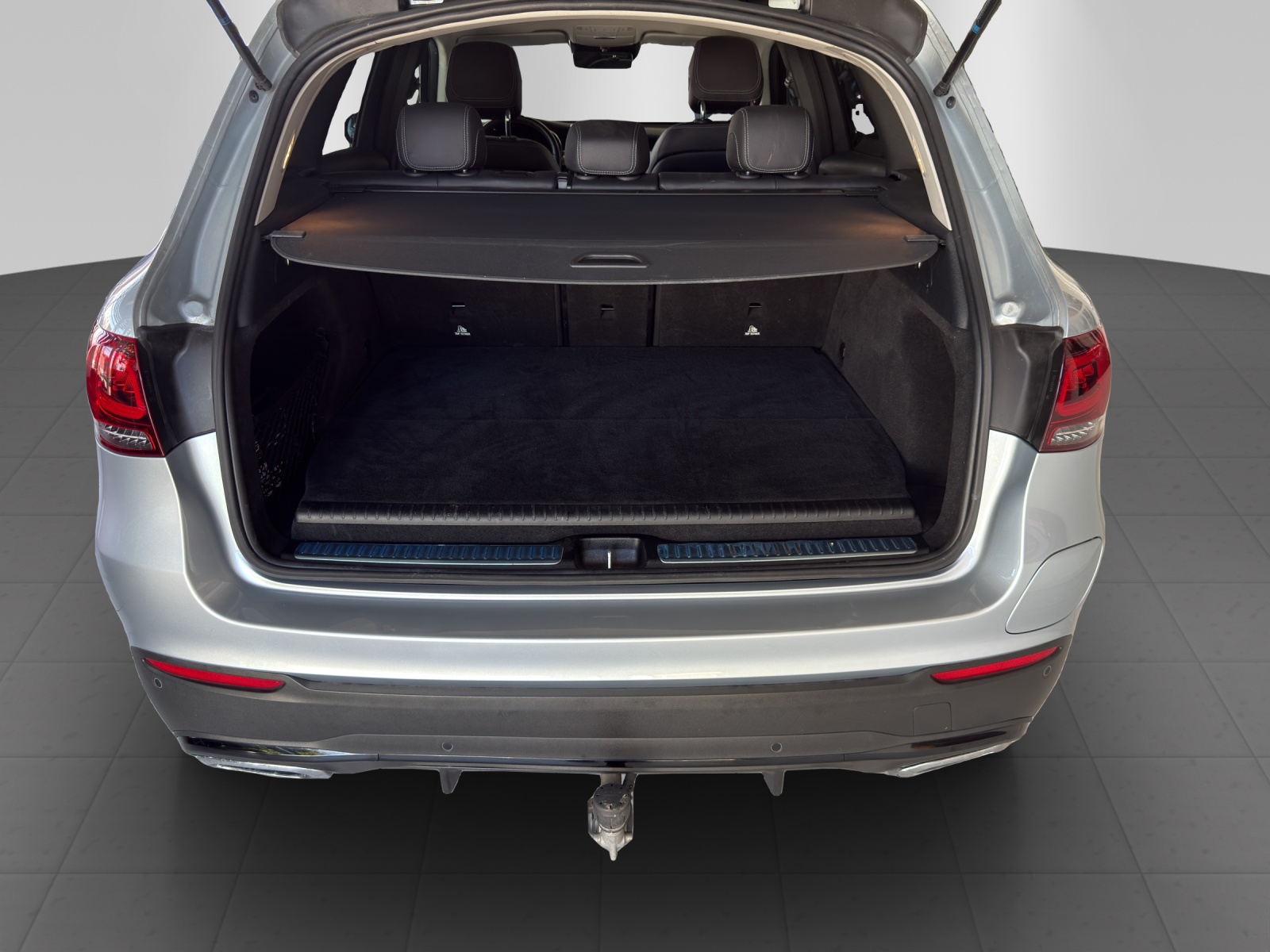 MERCEDES-BENZ GLC 300 de AMG Line 4Matic 9G-Tronic, 8-fach bereift-image-10