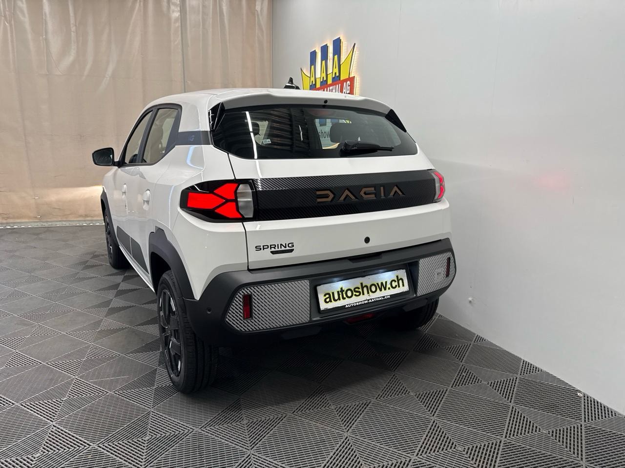 DACIA Spring 24 kWh Extreme-image-11