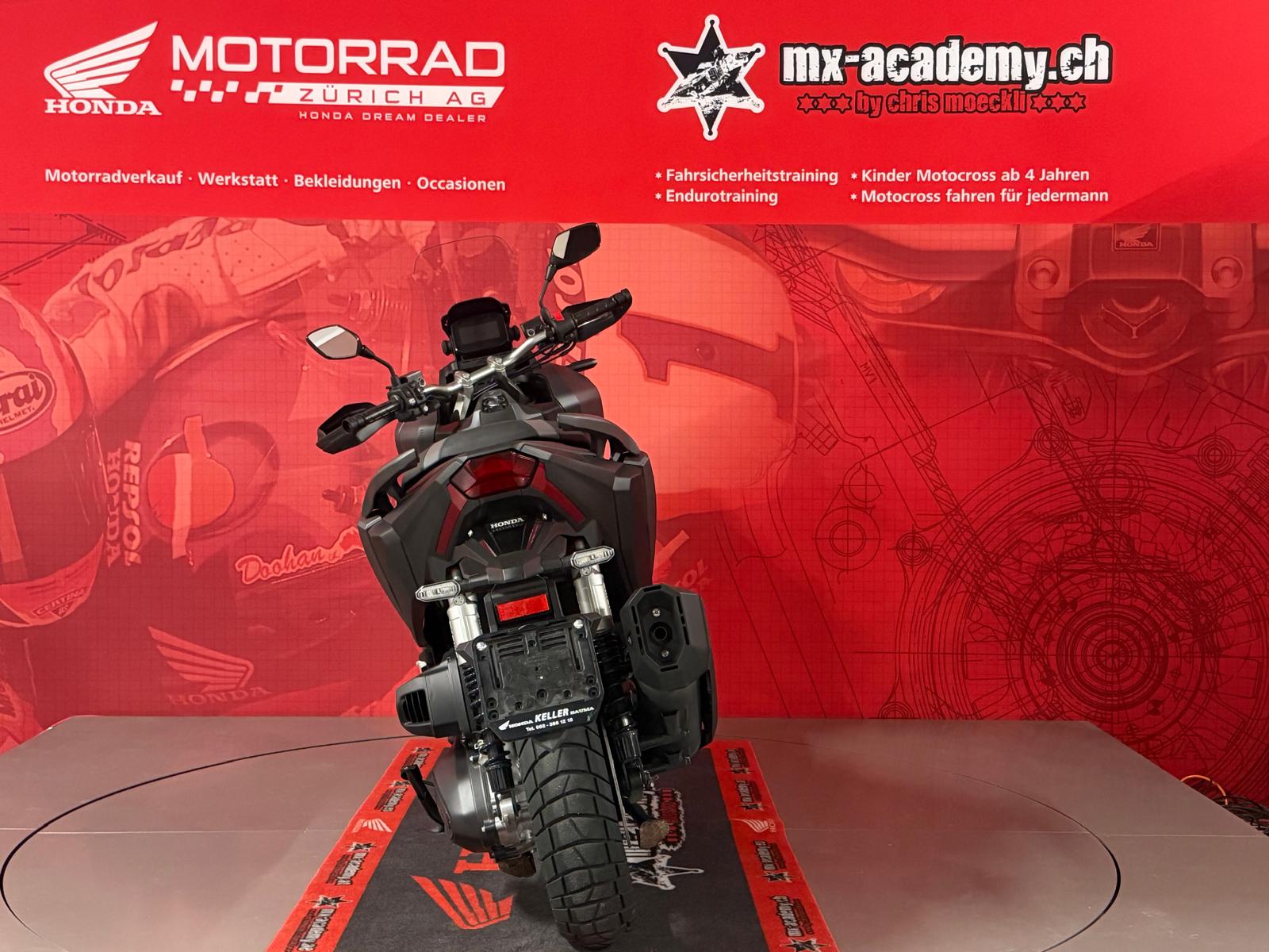 HONDA **Honda ADV 350**Grau**Occasionsfahrzeug**-showroom-element-3