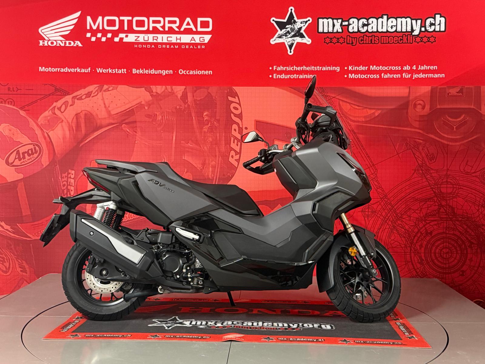 HONDA **Honda ADV 350**Grau**Occasionsfahrzeug**