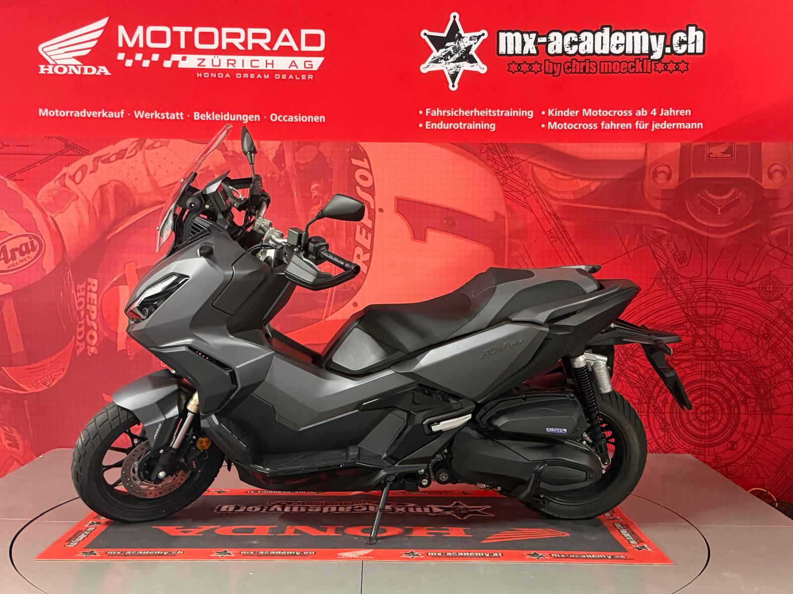 HONDA **Honda ADV 350**Grau**Occasionsfahrzeug**-showroom-element-1