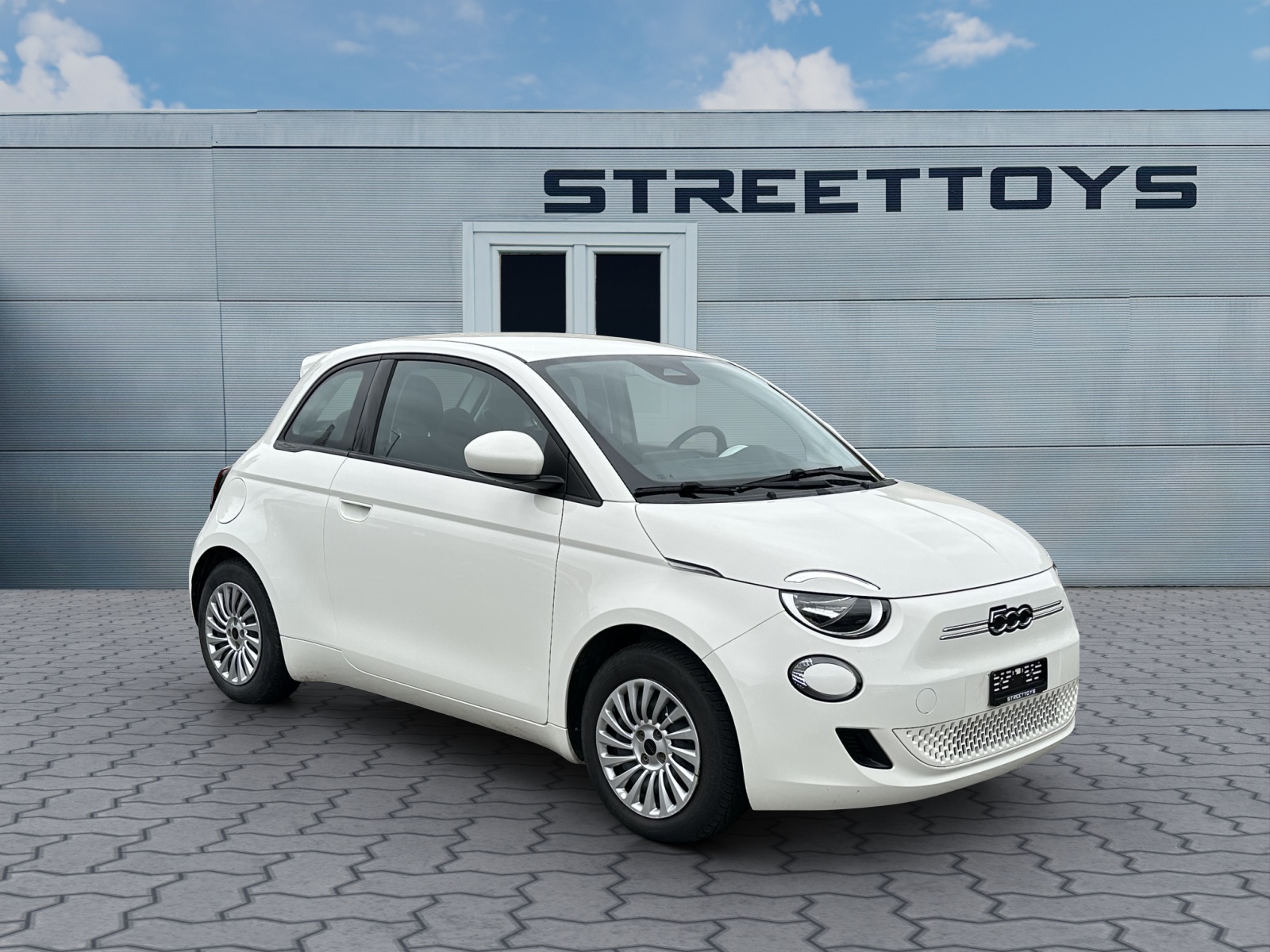 FIAT 500 electric 87 kW Icon-image-0