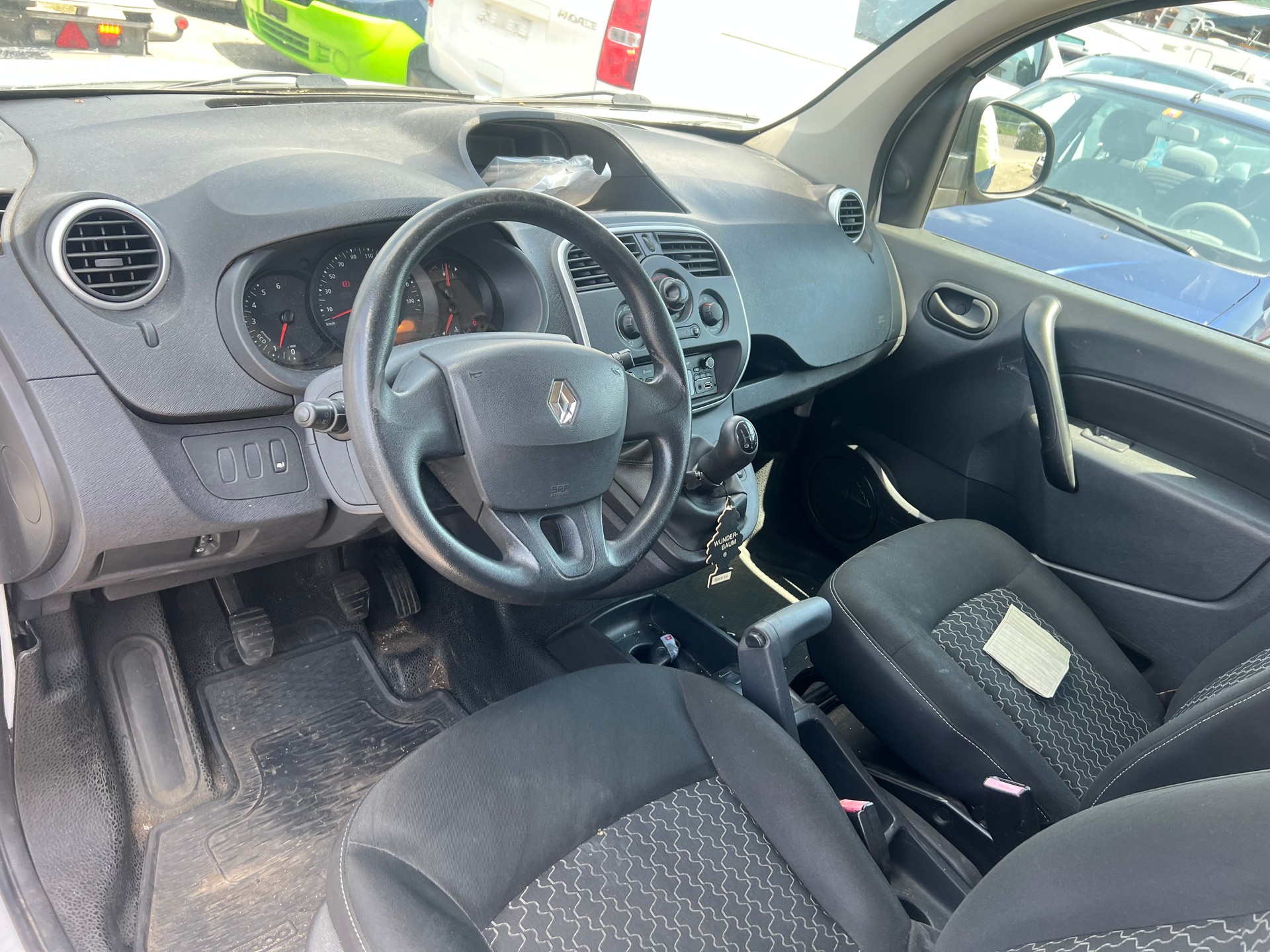 RENAULT Kangoo Maxi dCi 90 Business 2 Plätze / 2 places-image-8