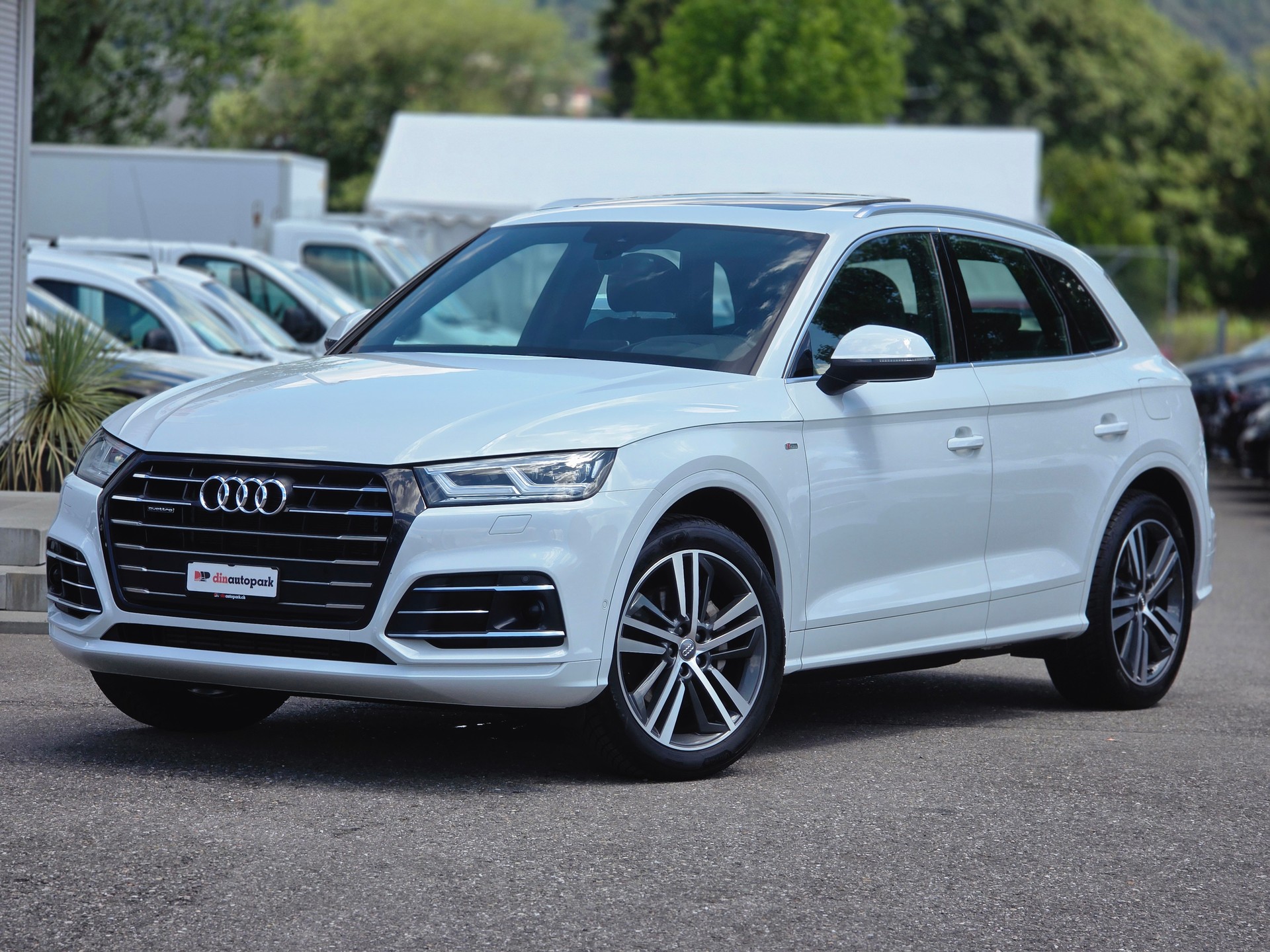 AUDI Q5 55 TFSI e Sport Quattro S-Line * CH-Fahrzeug * Frisch ab MFK * Anhängerkupplung * Panorama *-image-1
