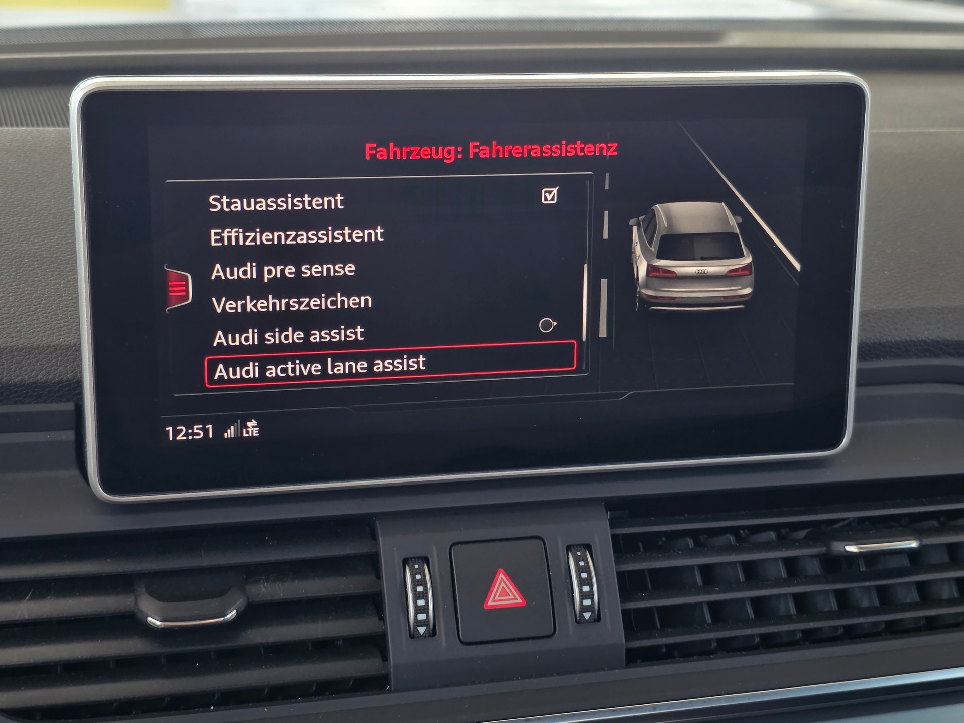 AUDI Q5 55 TFSI e Sport Quattro S-Line * CH-Fahrzeug * Frisch ab MFK * Anhängerkupplung * Panorama *-image-22