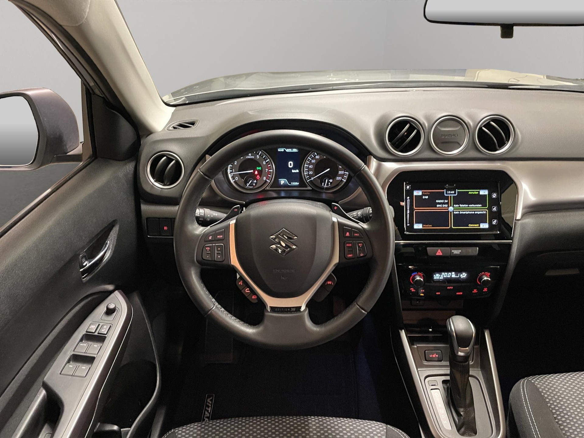 SUZUKI Vitara 1.5 Top Hybrid Edition 35 4x4-image-9