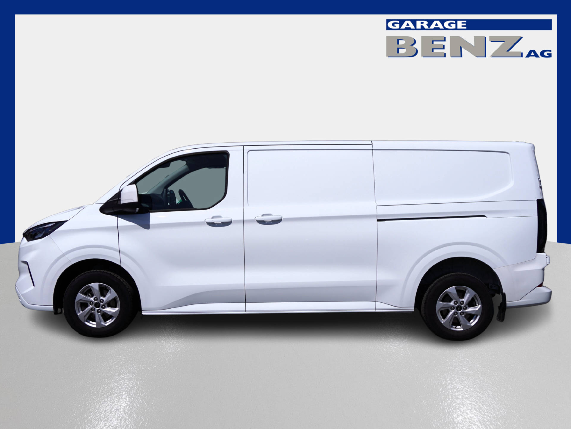 FORD Transit Custom Van 320 L2H1 2.0 EcoBlue 136 Limited-image-3