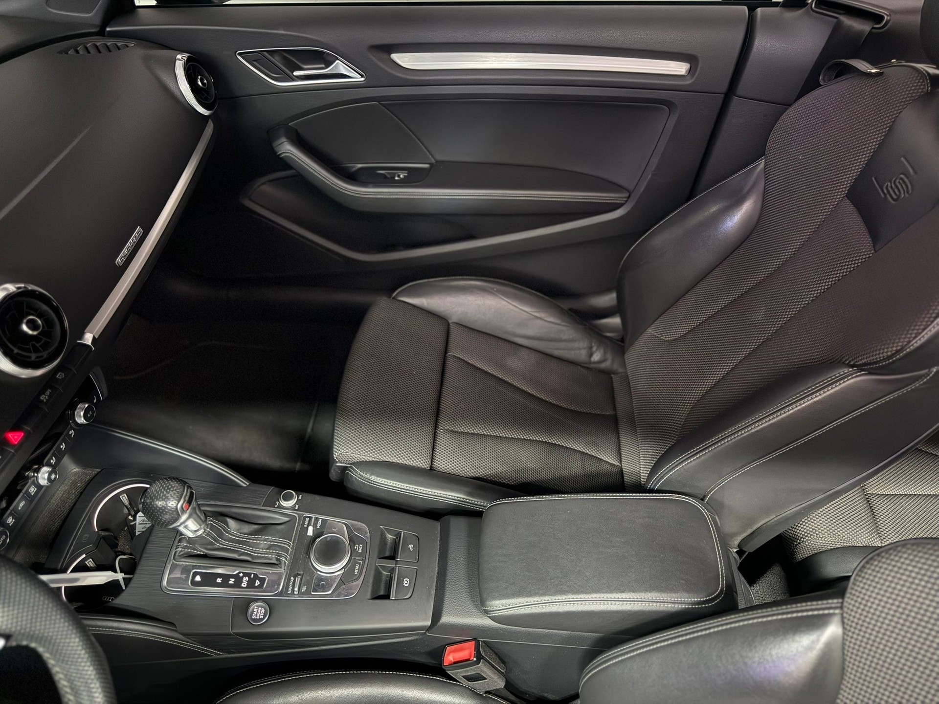 AUDI A3 Cabriolet 2.0 TDI S-Line quattro S-tronic / NanoGrau / Leder / 19’’ Zoll / Wunderschöne Konfiguration-image-9