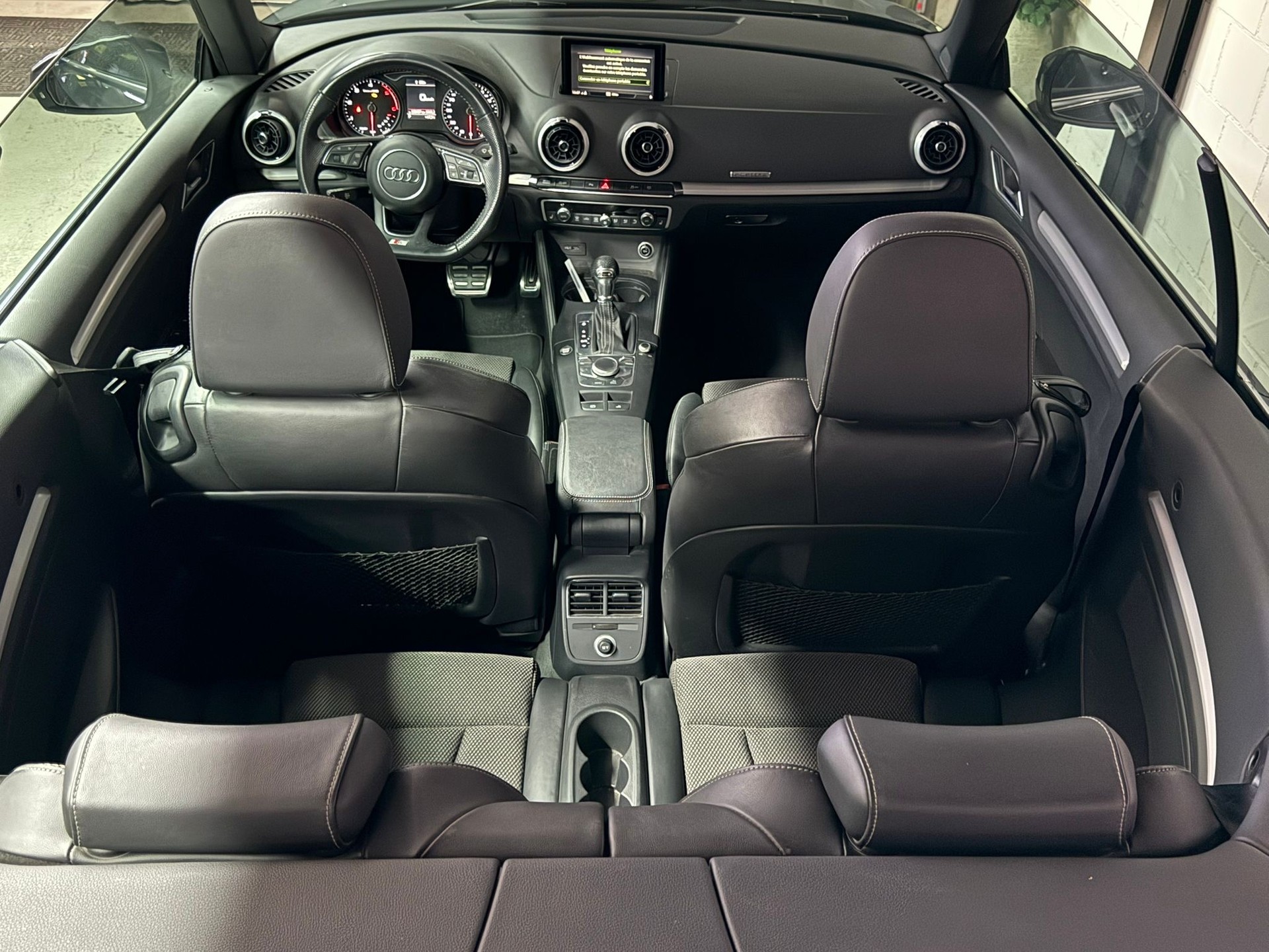 AUDI A3 Cabriolet 2.0 TDI S-Line quattro S-tronic / NanoGrau / Leder / 19’’ Zoll / Wunderschöne Konfiguration-image-8