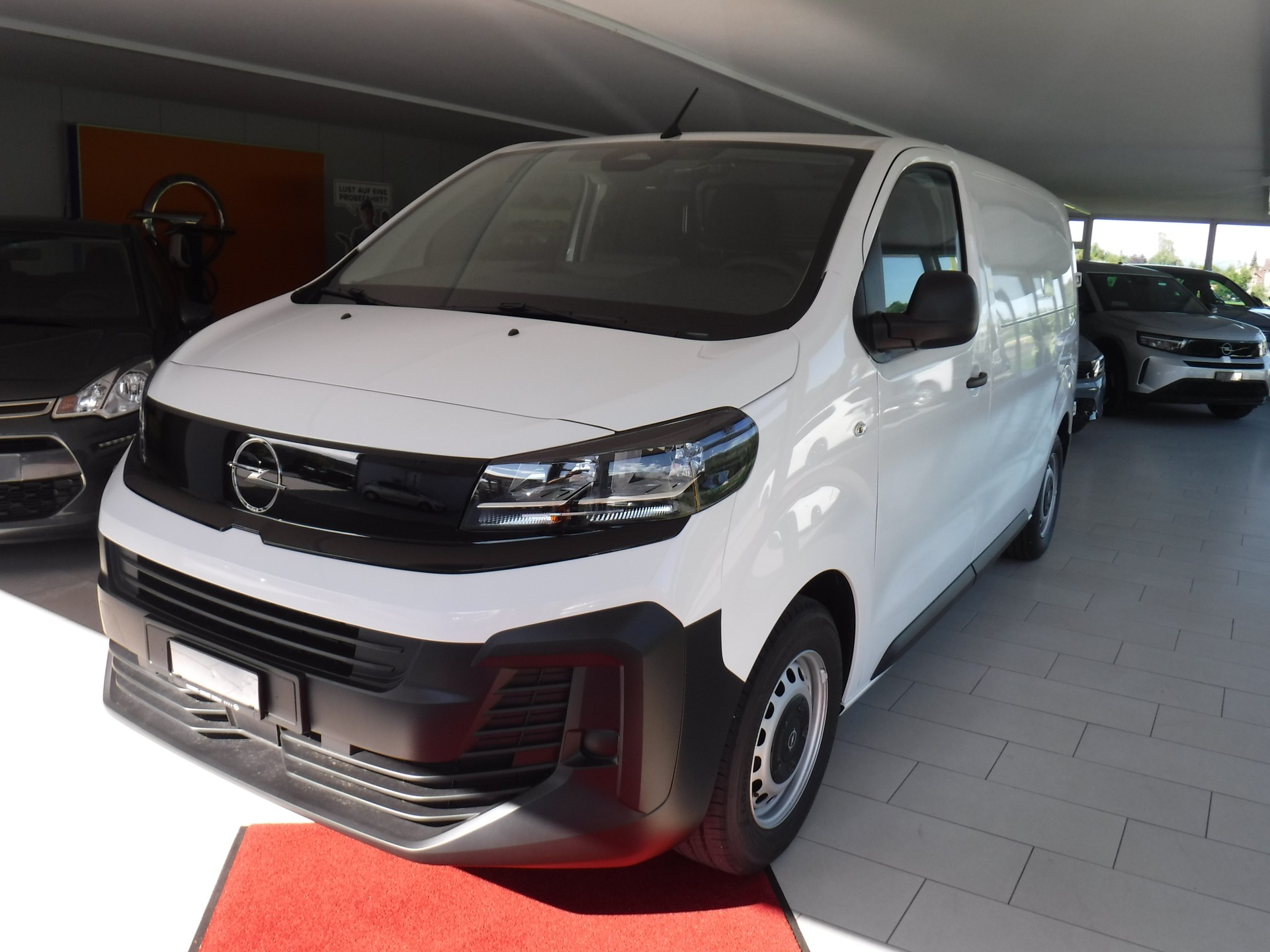 OPEL Vivaro Cargo 1.5 D s/s M-image-0