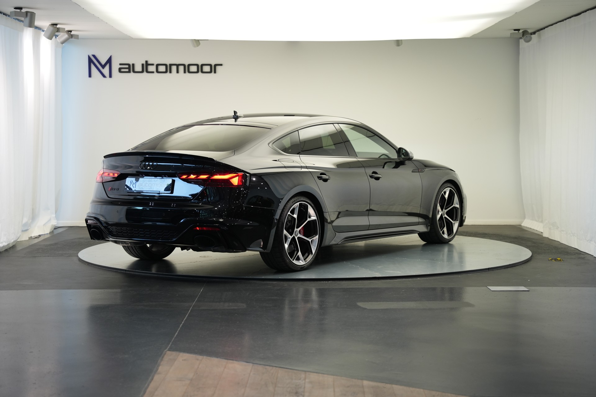 AUDI RS5 Sportback 2.9 TFSI Competition quattro tiptronic *Carbon* *DRC* *HuD* *B&O*-image-4