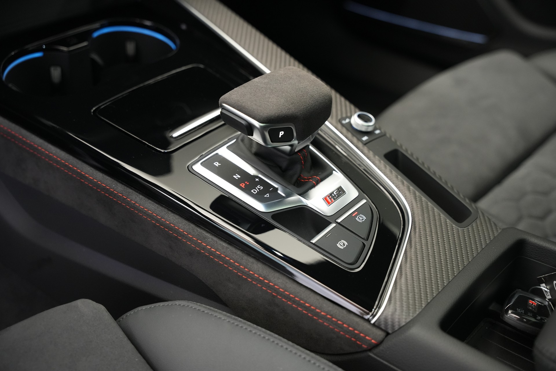 AUDI RS5 Sportback 2.9 TFSI Competition quattro tiptronic *Carbon* *DRC* *HuD* *B&O*-image-20