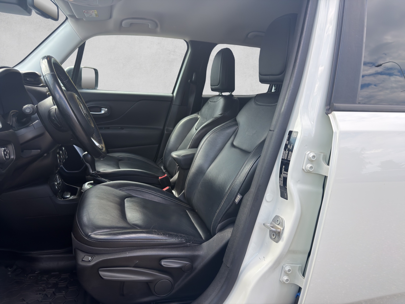 JEEP Renegade 2.0 CRD 75th Anniv. AWD + Low Range 9ATX-image-8