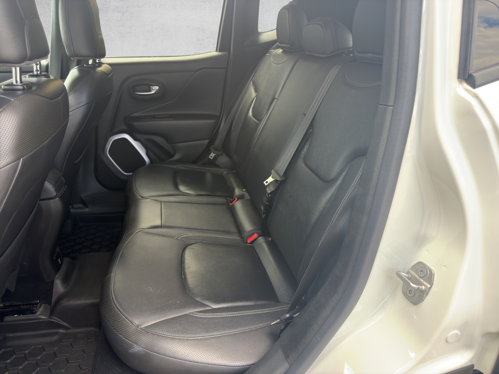 JEEP Renegade 2.0 CRD 75th Anniv. AWD + Low Range 9ATX-image-10