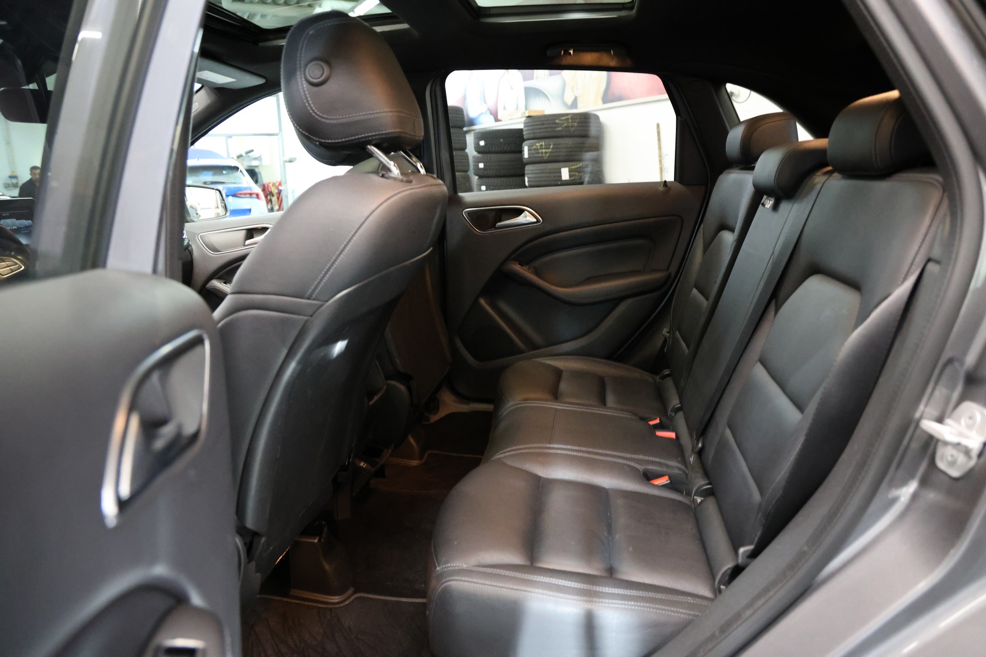 MERCEDES-BENZ B 200 CDI AMG Line 4Matic 7G-DCT-image-9