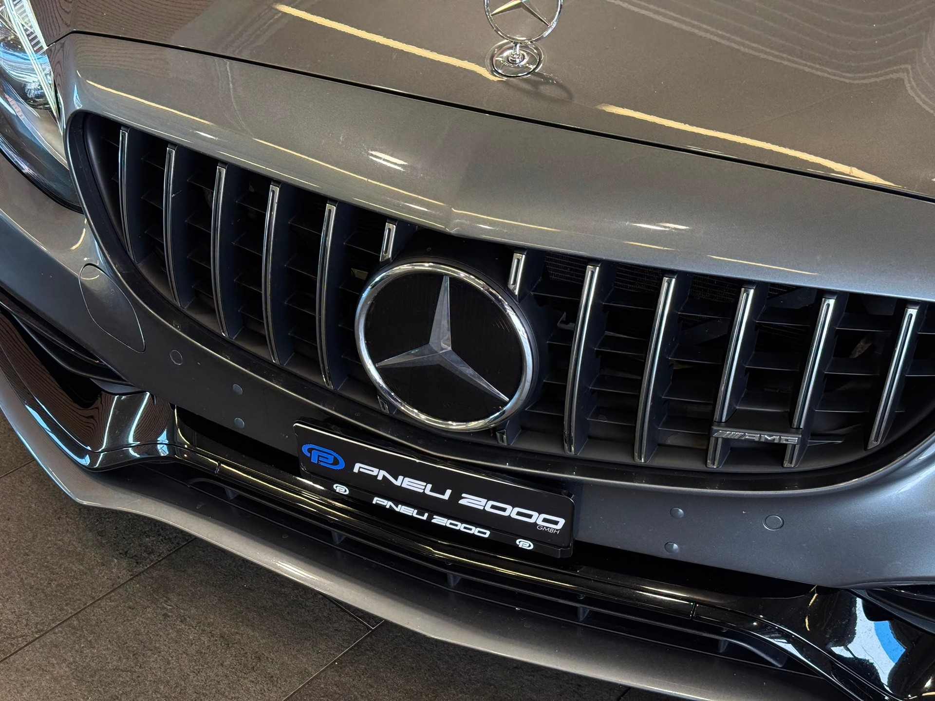 MERCEDES-BENZ C 63 AMG Speedshift-image-2