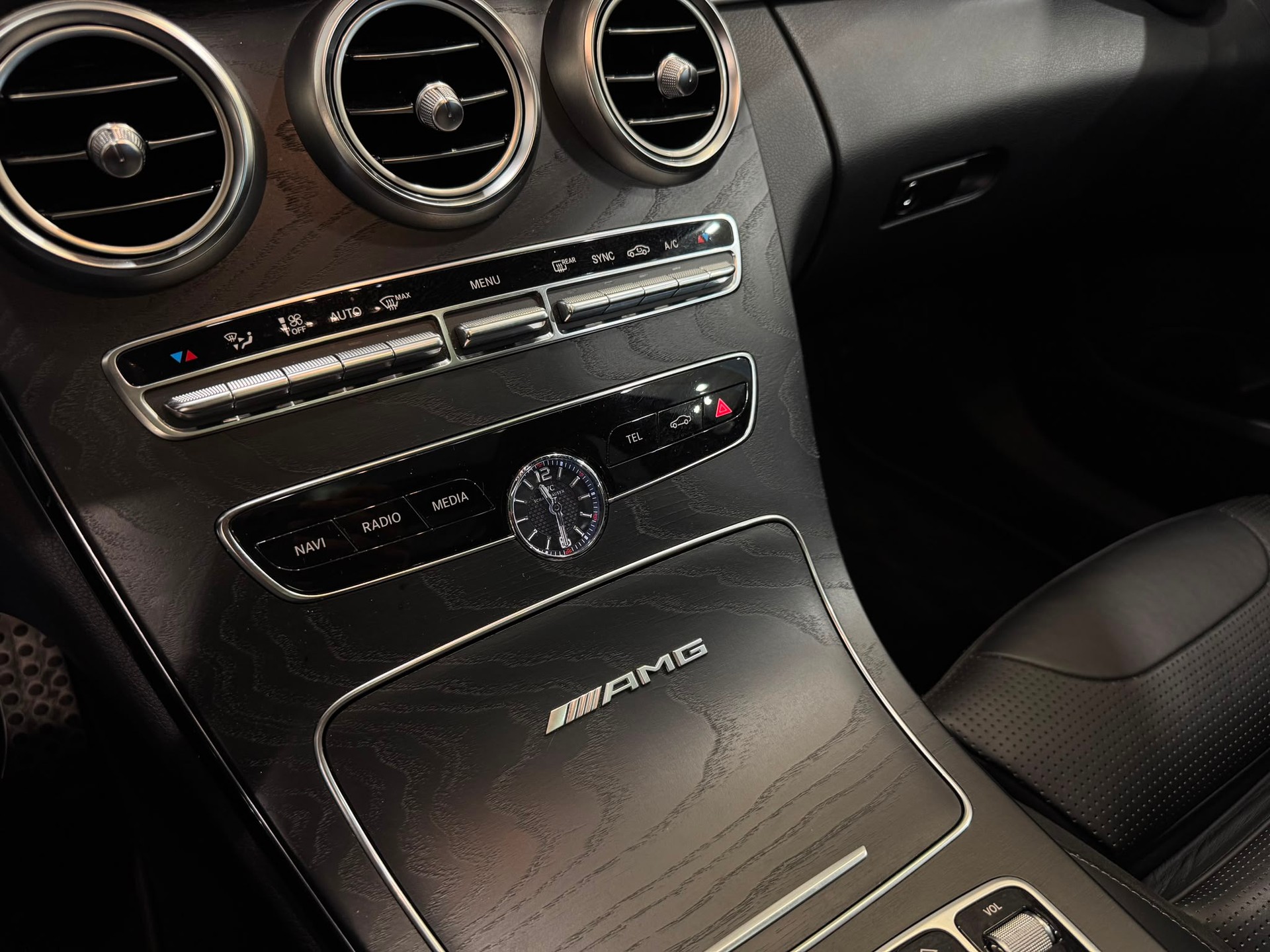 MERCEDES-BENZ C 63 AMG Speedshift-image-17
