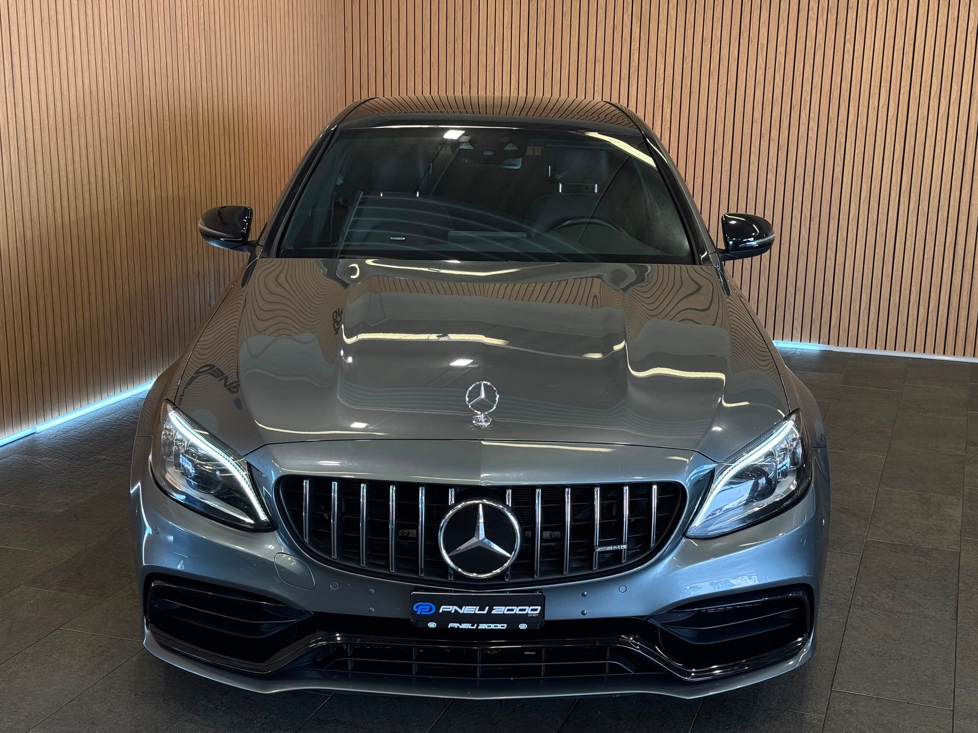MERCEDES-BENZ C 63 AMG Speedshift-image-1