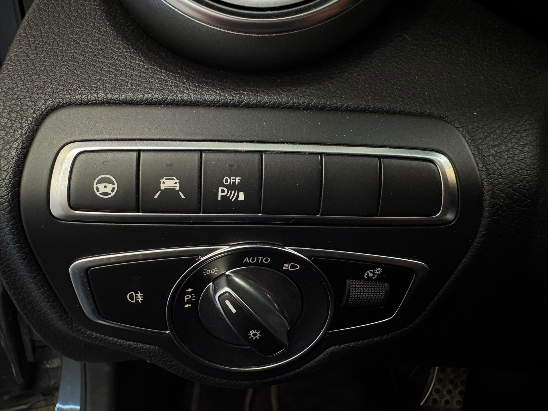 MERCEDES-BENZ C 63 AMG Speedshift-image-15