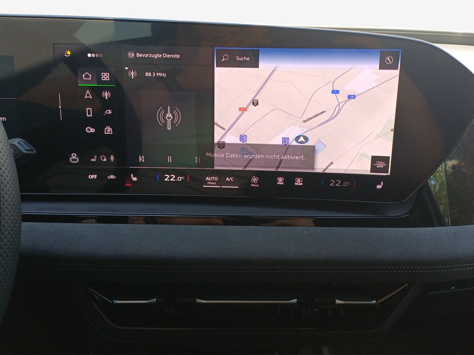 AUDI Q6 e-tron quattro-image-11