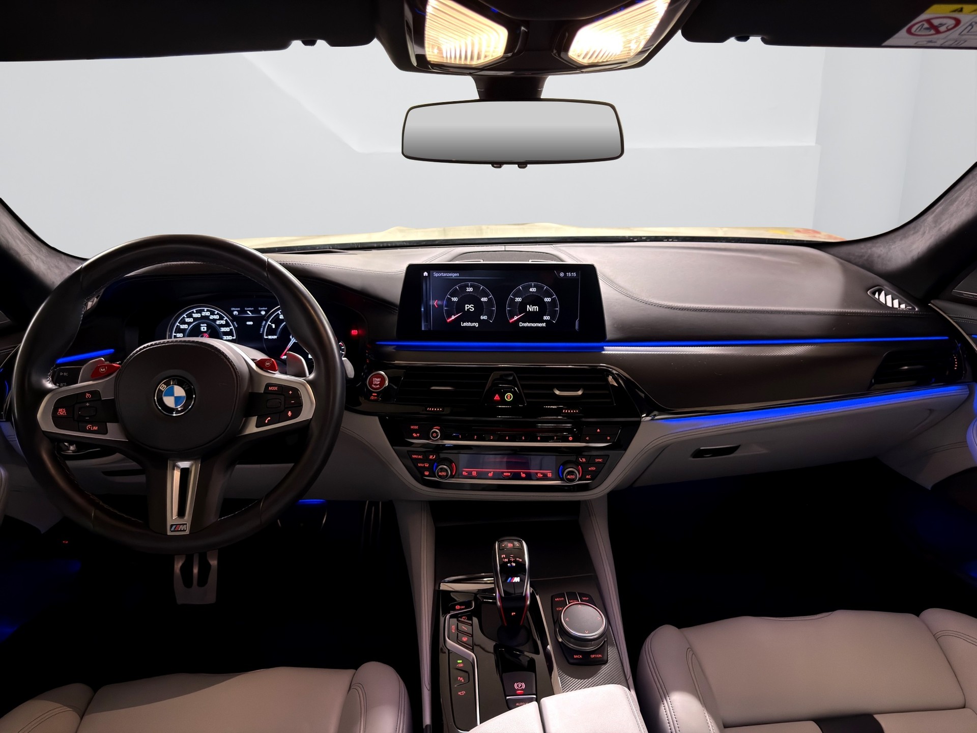 BMW M5 xDrive Drivelogic **Individual Frozen Grey**-image-17